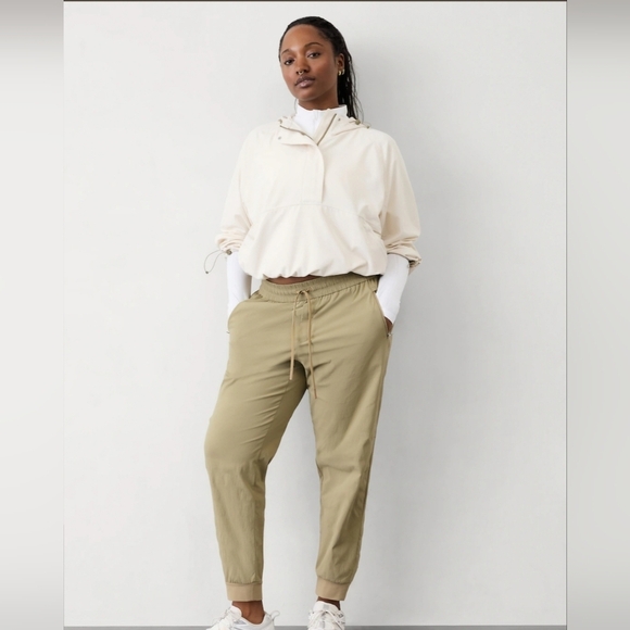 ATHLETA PLUS SIZE Trekkie North Jogger NWT Plus Size | Size: 26 UpF 40+ - Picture 3 of 16